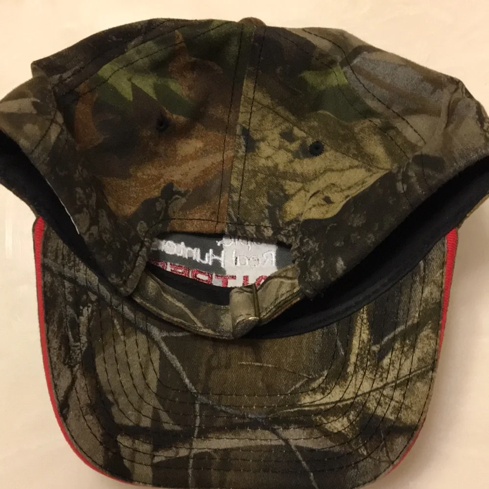 REALTREE hat. Real People, Real hunters camouflage
